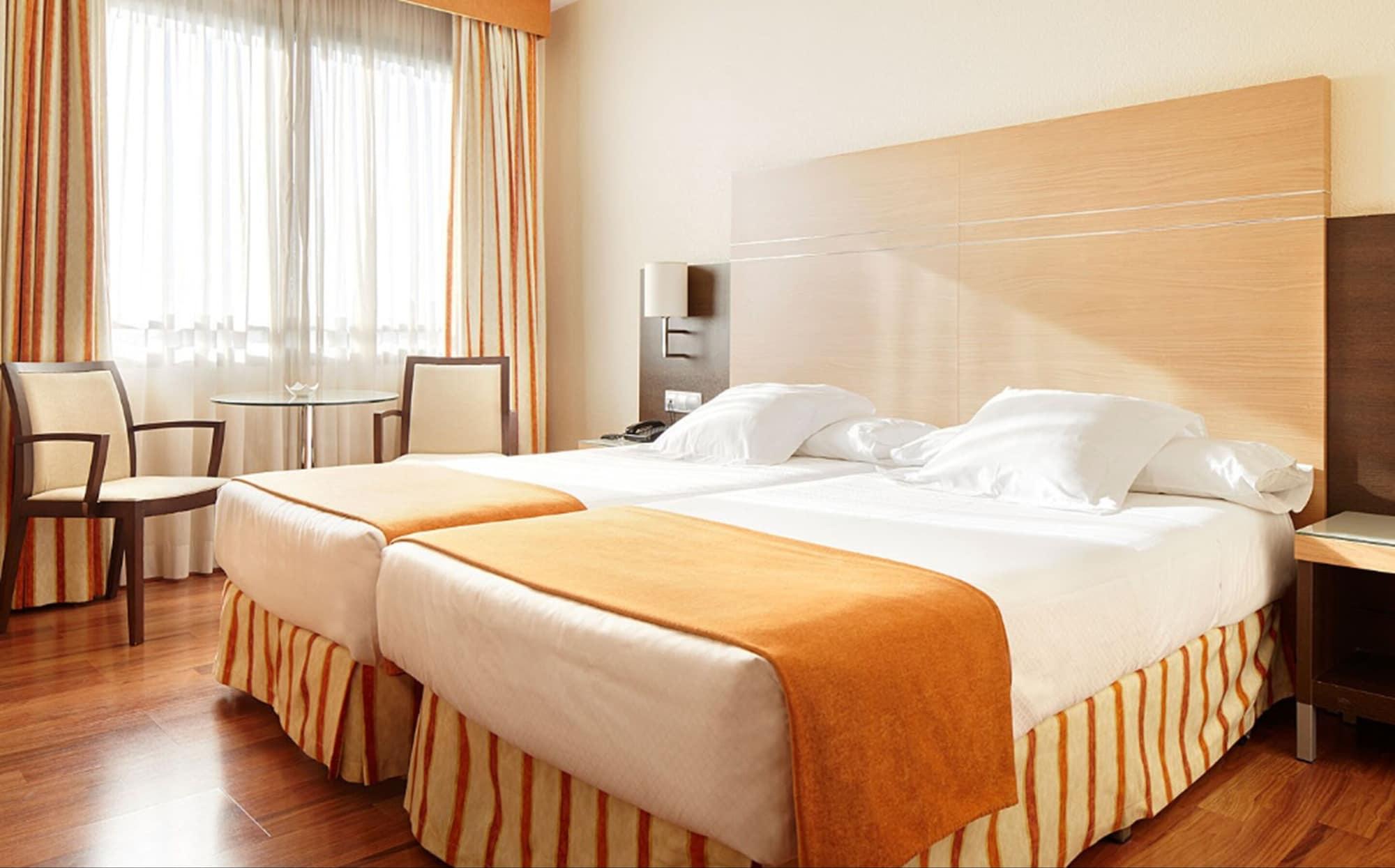 Hotel Blanca De Navarra Pamplona Kültér fotó