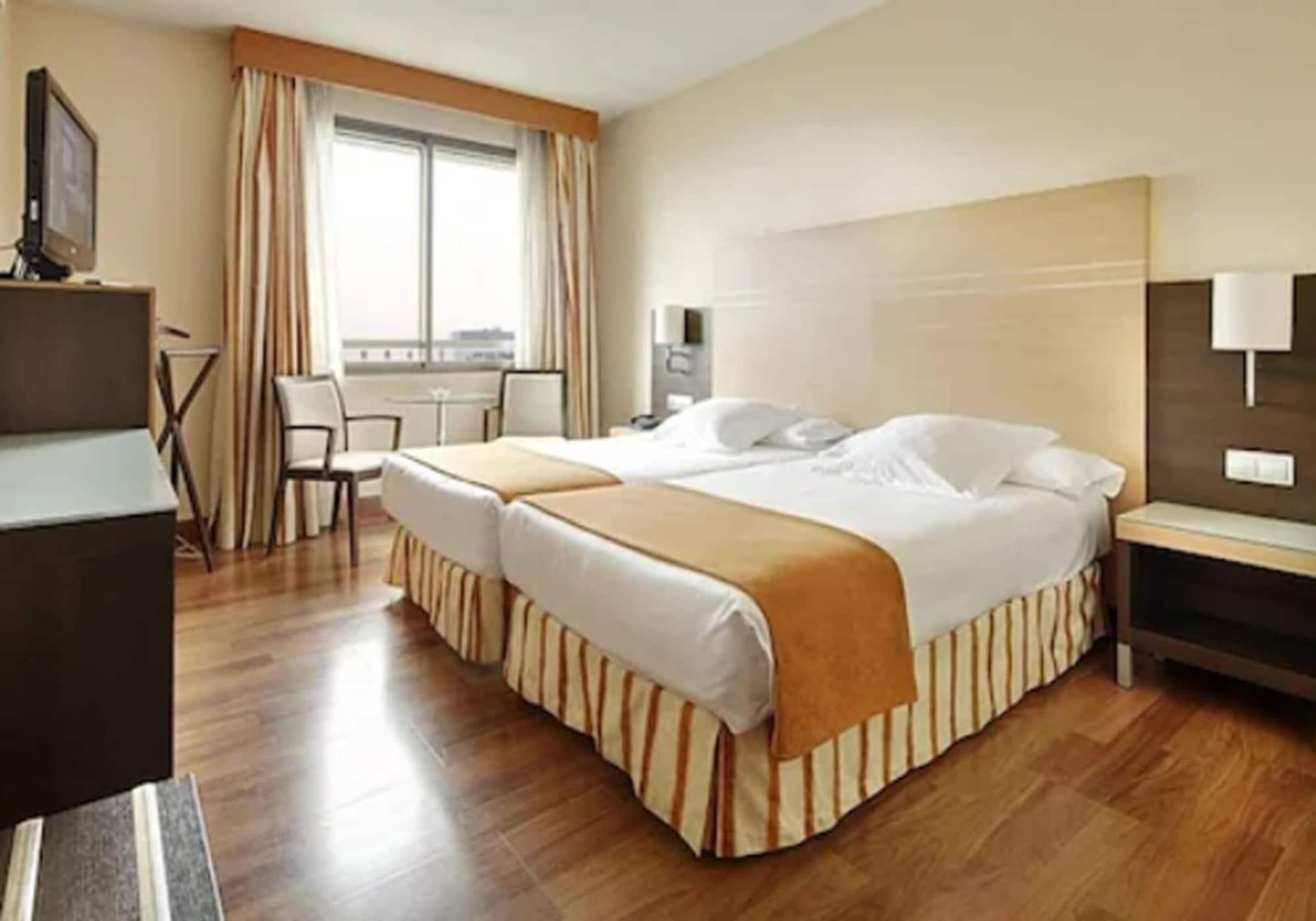 Hotel Blanca De Navarra Pamplona Kültér fotó