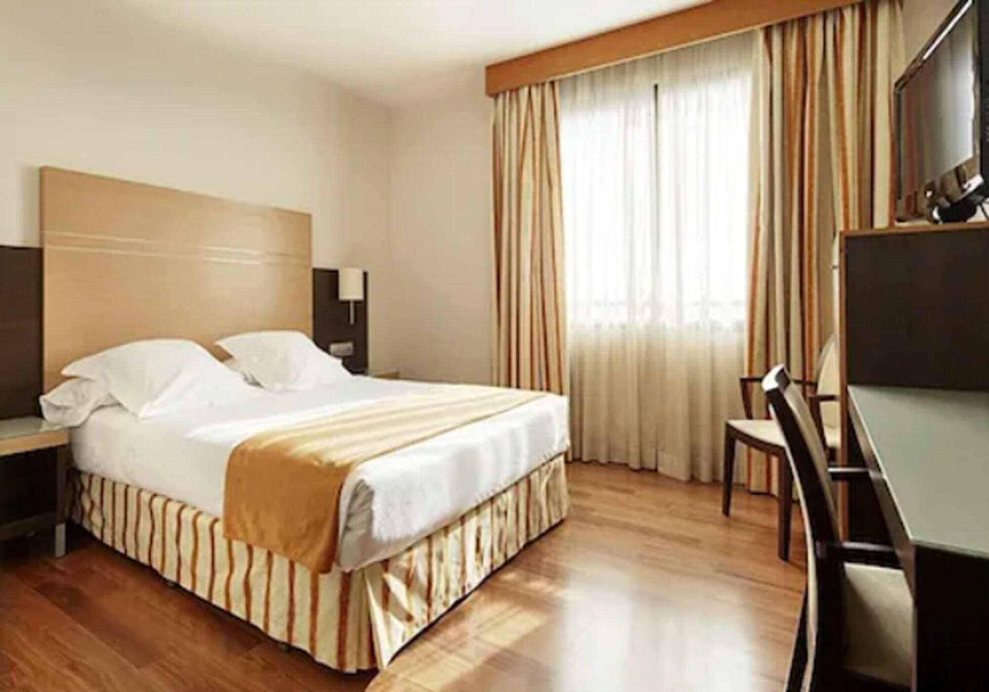 Hotel Blanca De Navarra Pamplona Kültér fotó