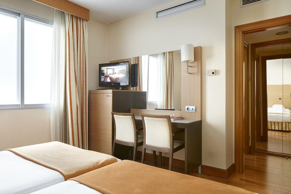 Hotel Blanca De Navarra Pamplona Kültér fotó