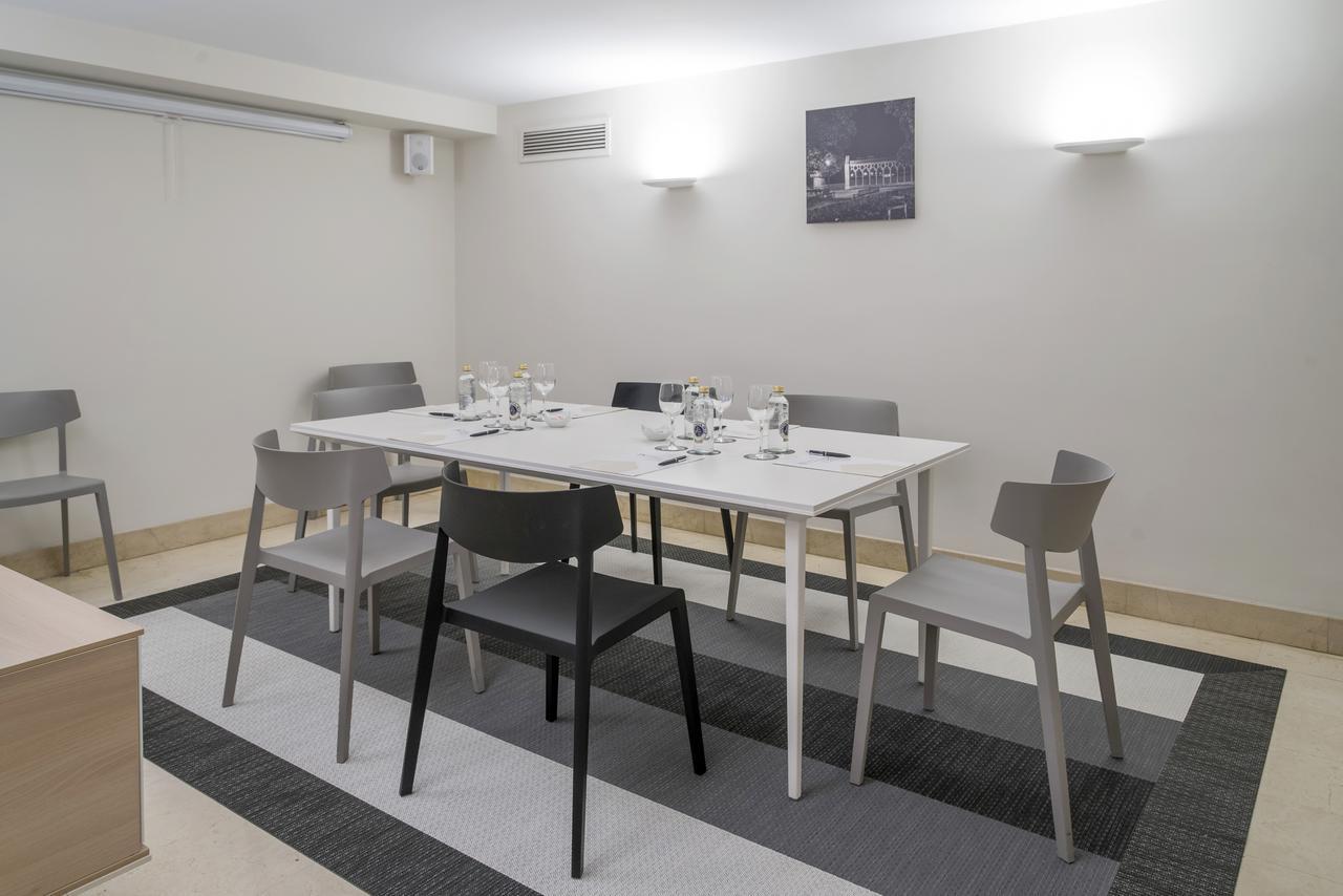 Hotel Blanca De Navarra Pamplona Kültér fotó