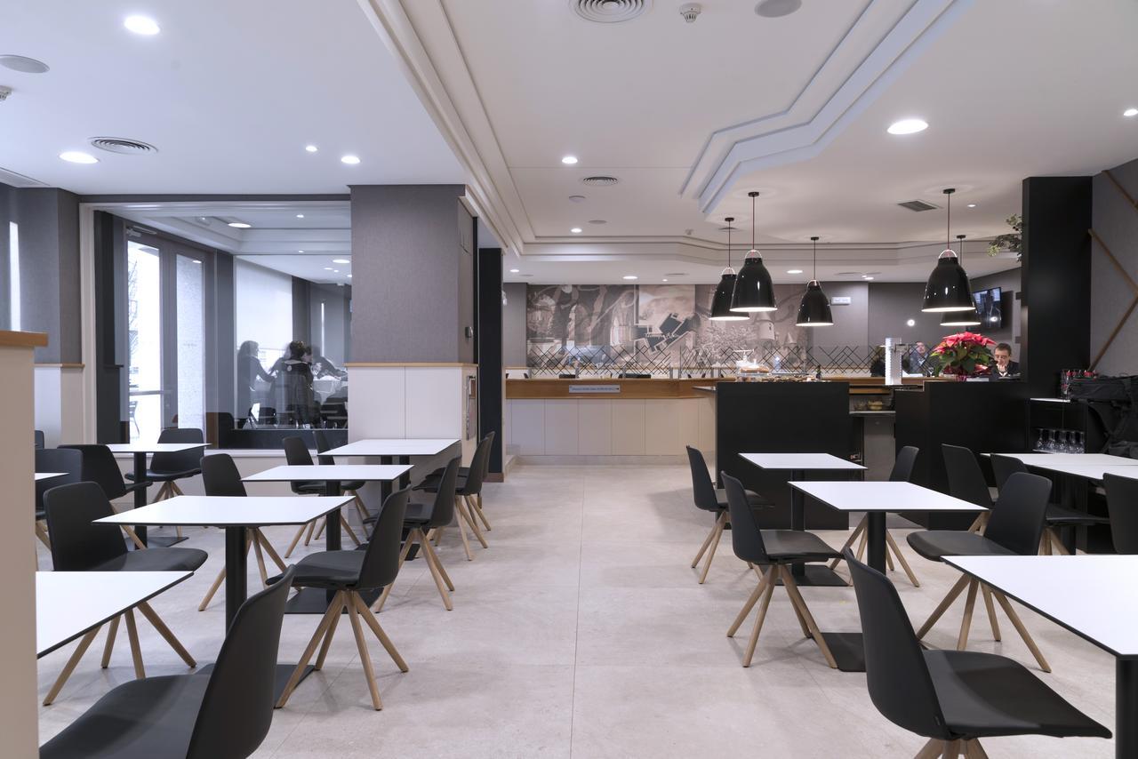 Hotel Blanca De Navarra Pamplona Kültér fotó