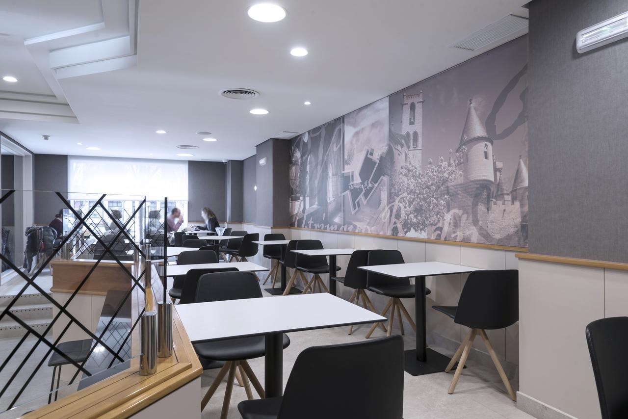 Hotel Blanca De Navarra Pamplona Kültér fotó